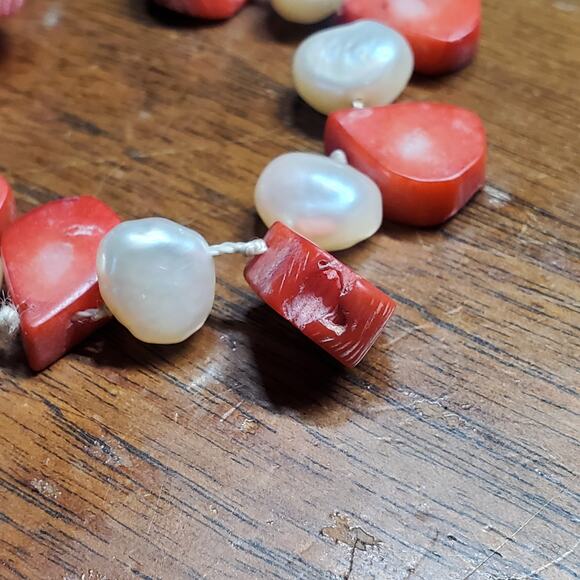 Freshwater Pearl & Teardrop Shaped Red Coral Bead Sterling Silver Necklace 20" - Picture 9 of 9